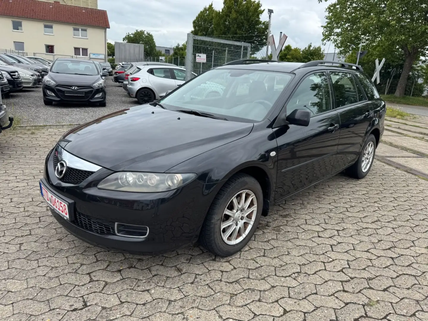Mazda 6 Kombi 1.8 Sport Comfort*2.Hand*Klima*HU/AU NEU Schwarz - 1