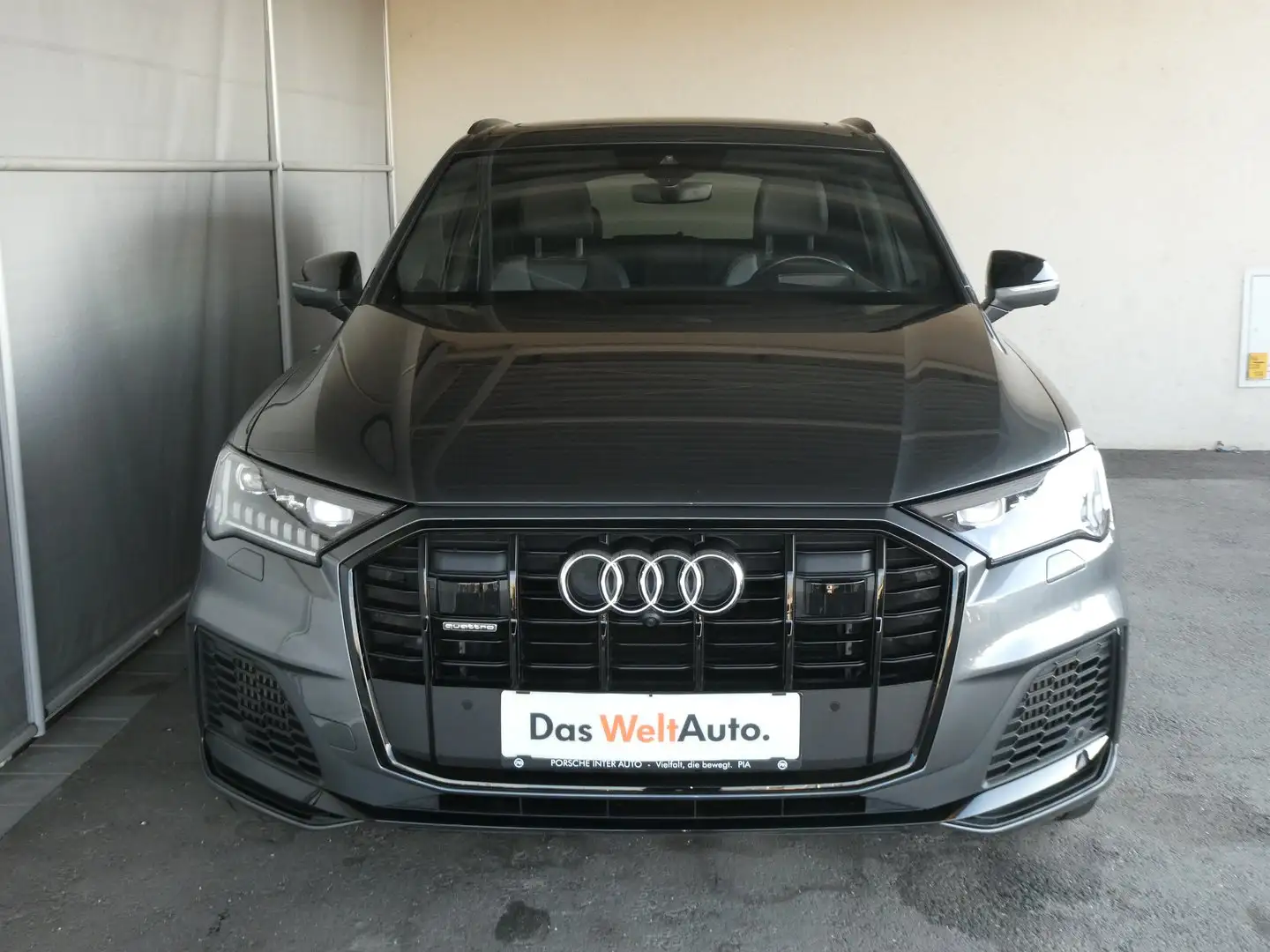 Audi Q7 60 TFSI e quattro S line Grau - 2