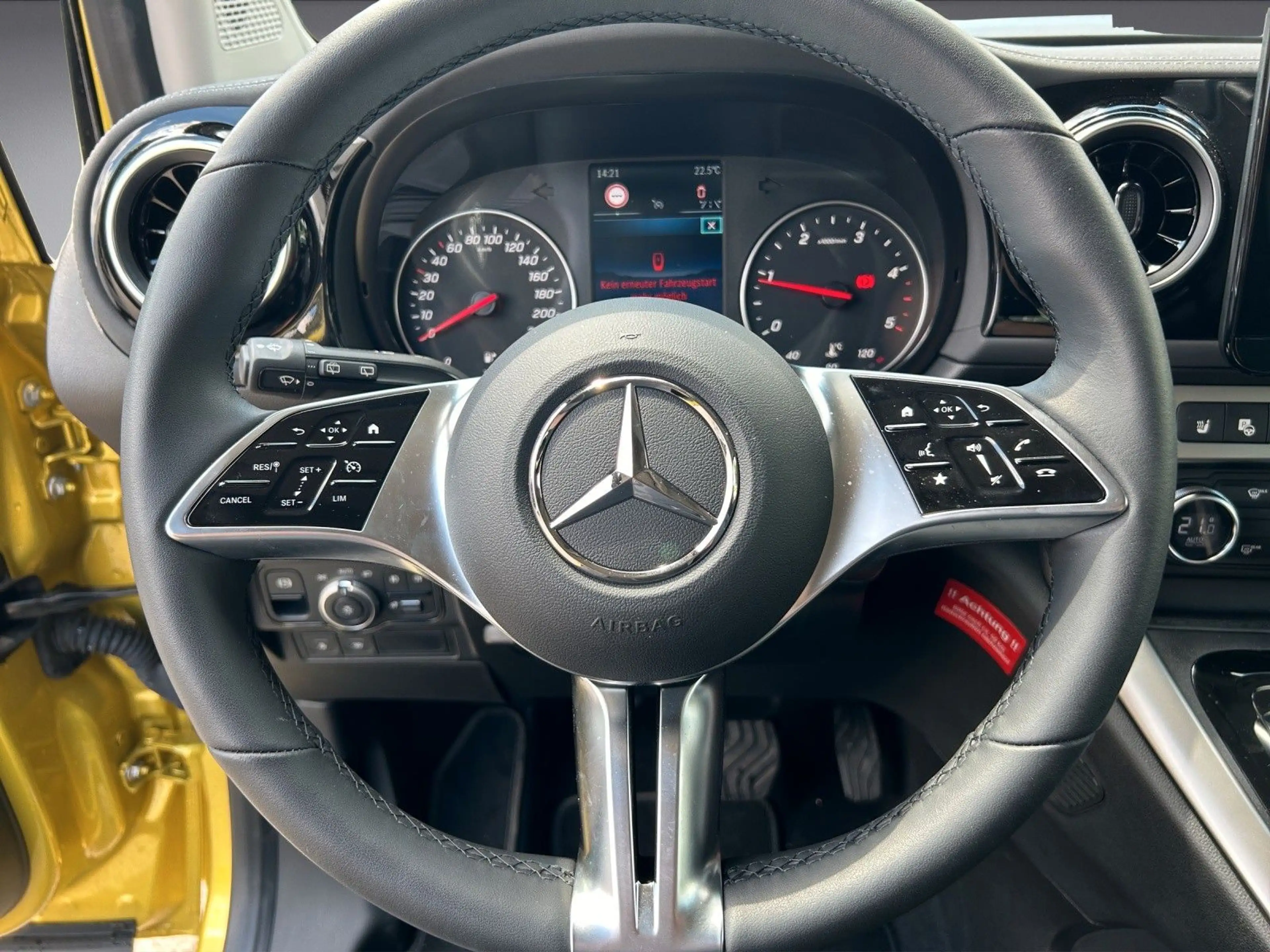 Mercedes-Benz T-Class T 180 d *EDITION*AHK*NAVI*KAMERA*KEYLESS*LED* — photo 5
