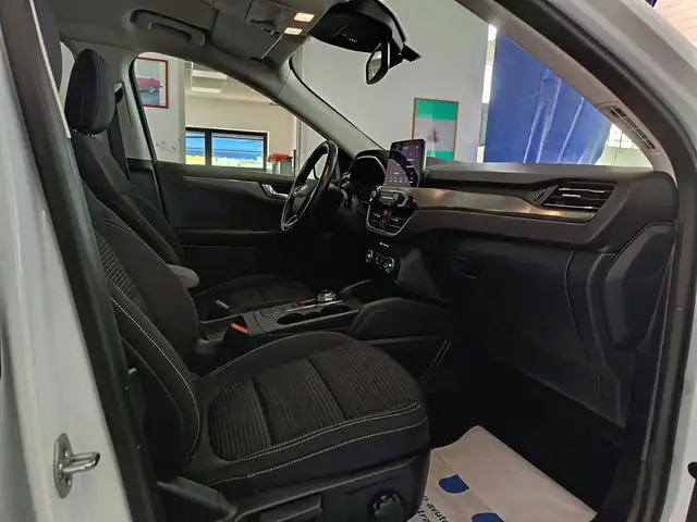 Ford Kuga view 14