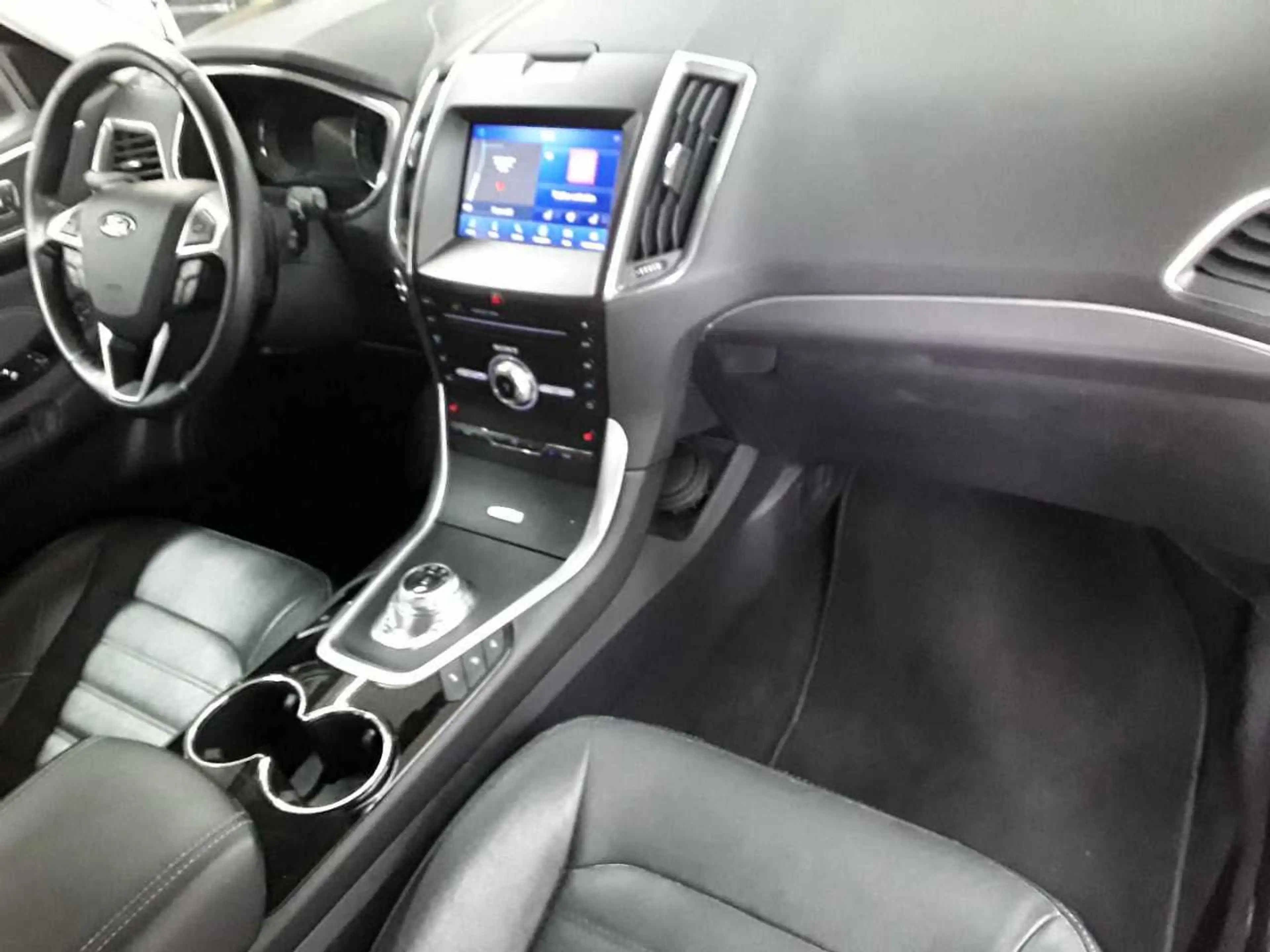 Ford Galaxy Galaxy 2.0 EcoBlue Aut. TITANIUM 7 Si. AHK — photo 10