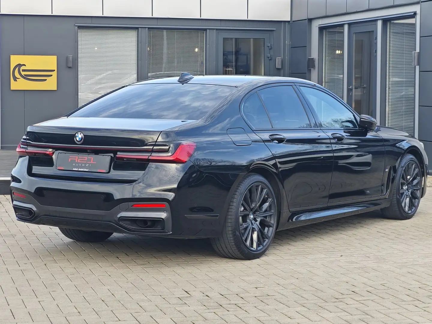 BMW 740 d xDrive|M Sport|Laser|Carbon|Soft|360°|H&K Schwarz - 2
