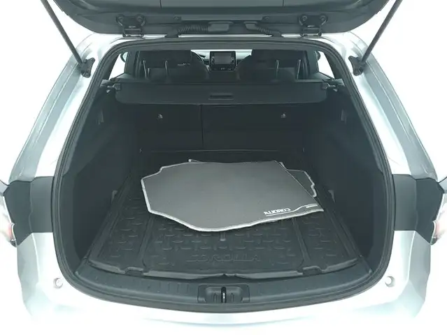 Toyota Corolla view 14