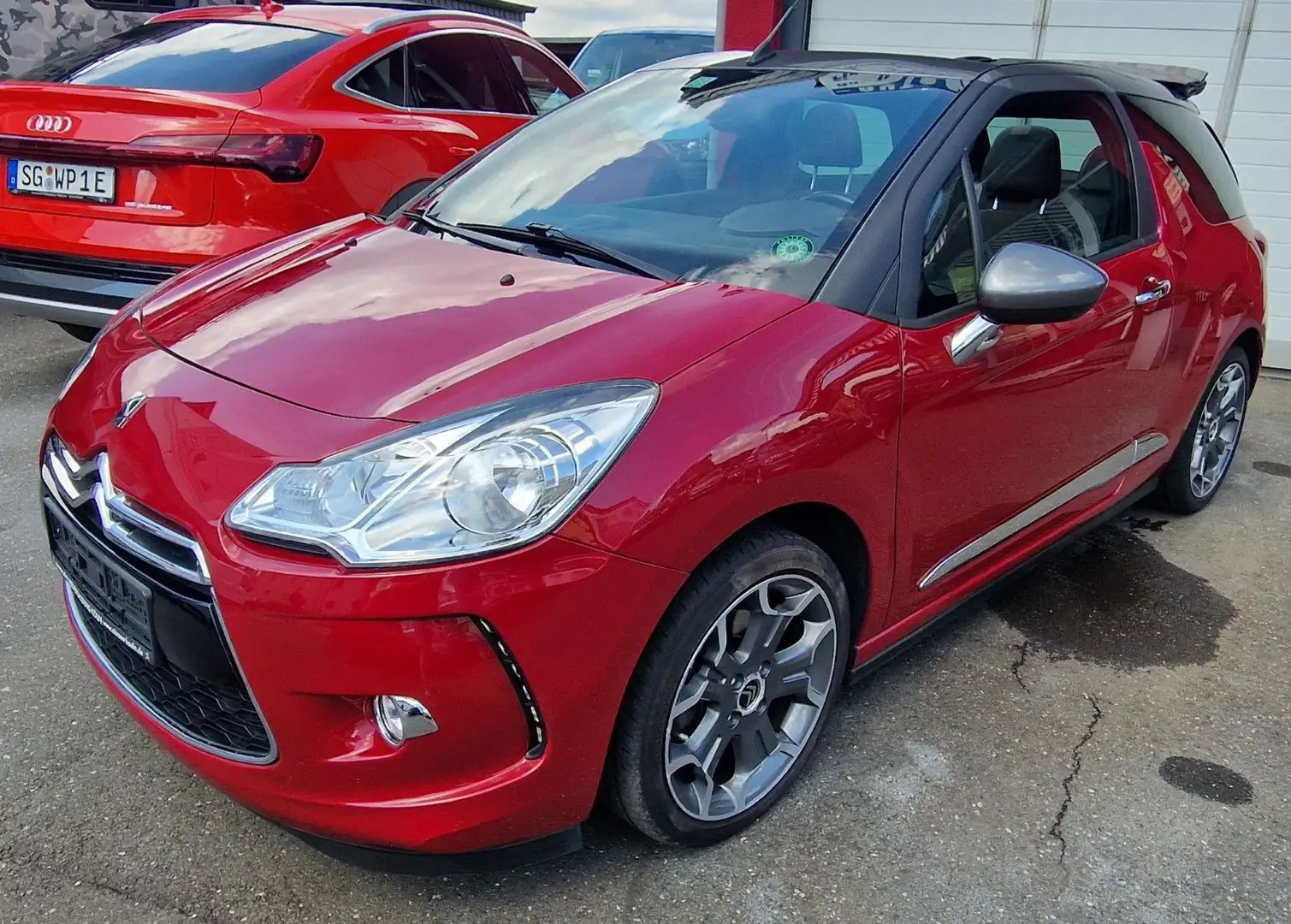 Citroen DS3 Cabrio THP 155 SportChic 56Tkm/Navi Rosso - 1
