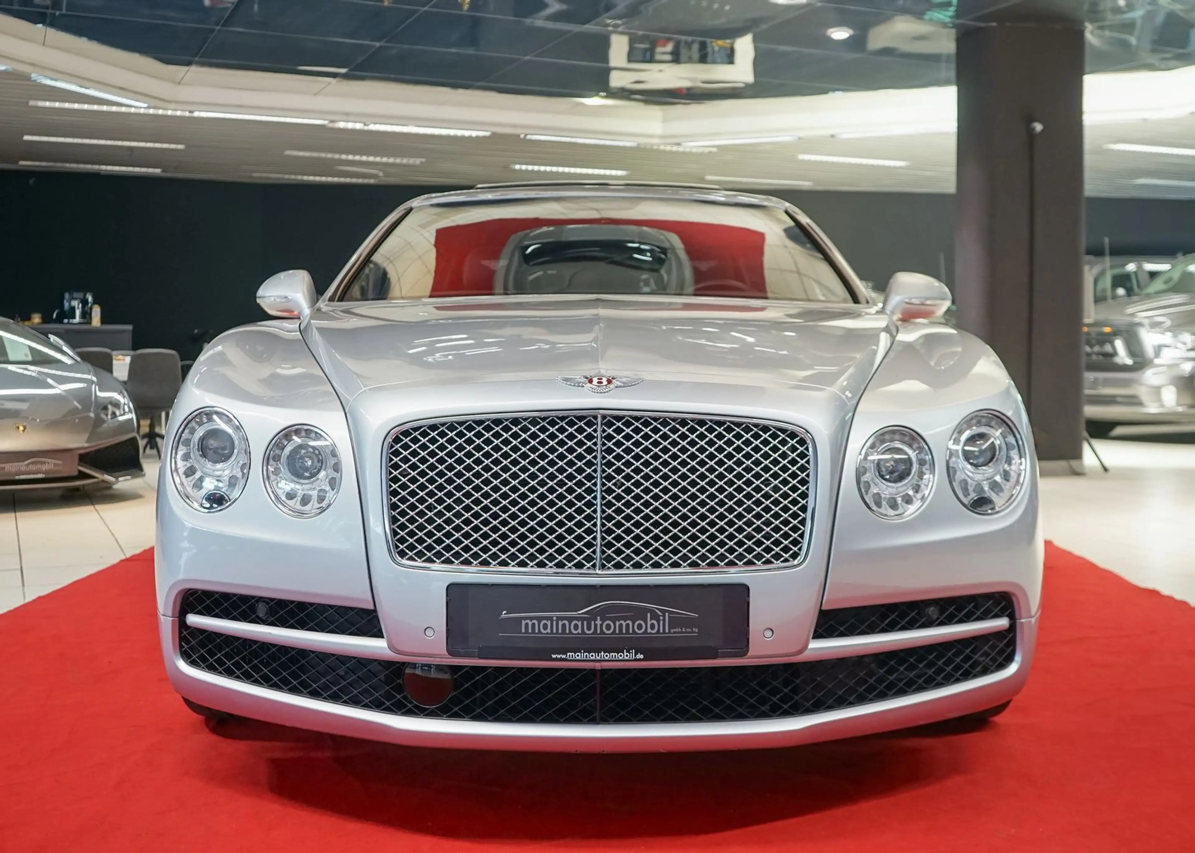 Bentley Flying Spur Mulliner v8 ACC Massage FondEntertai