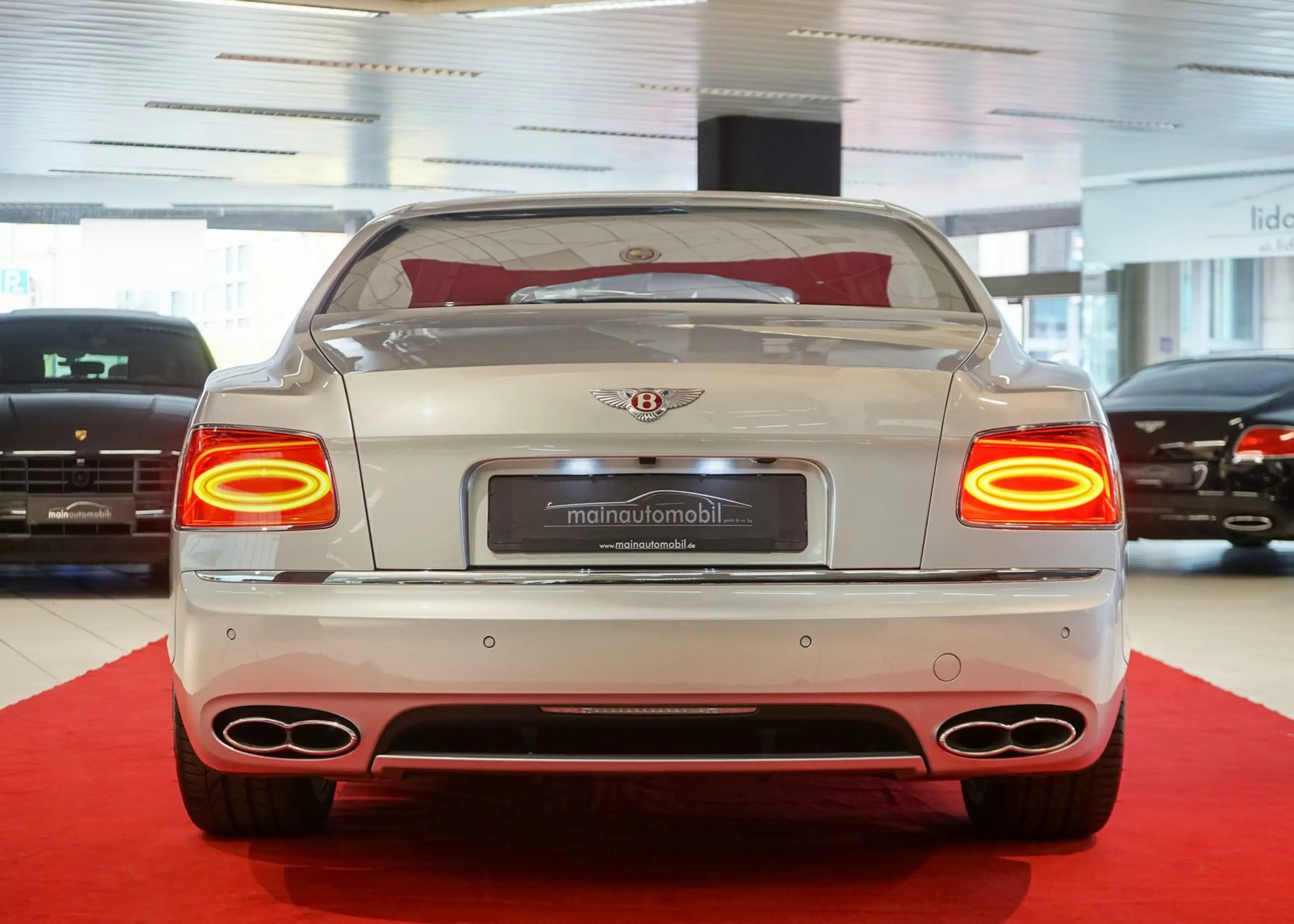 Bentley Flying Spur Mulliner v8 ACC Massage FondEntertai — photo 8
