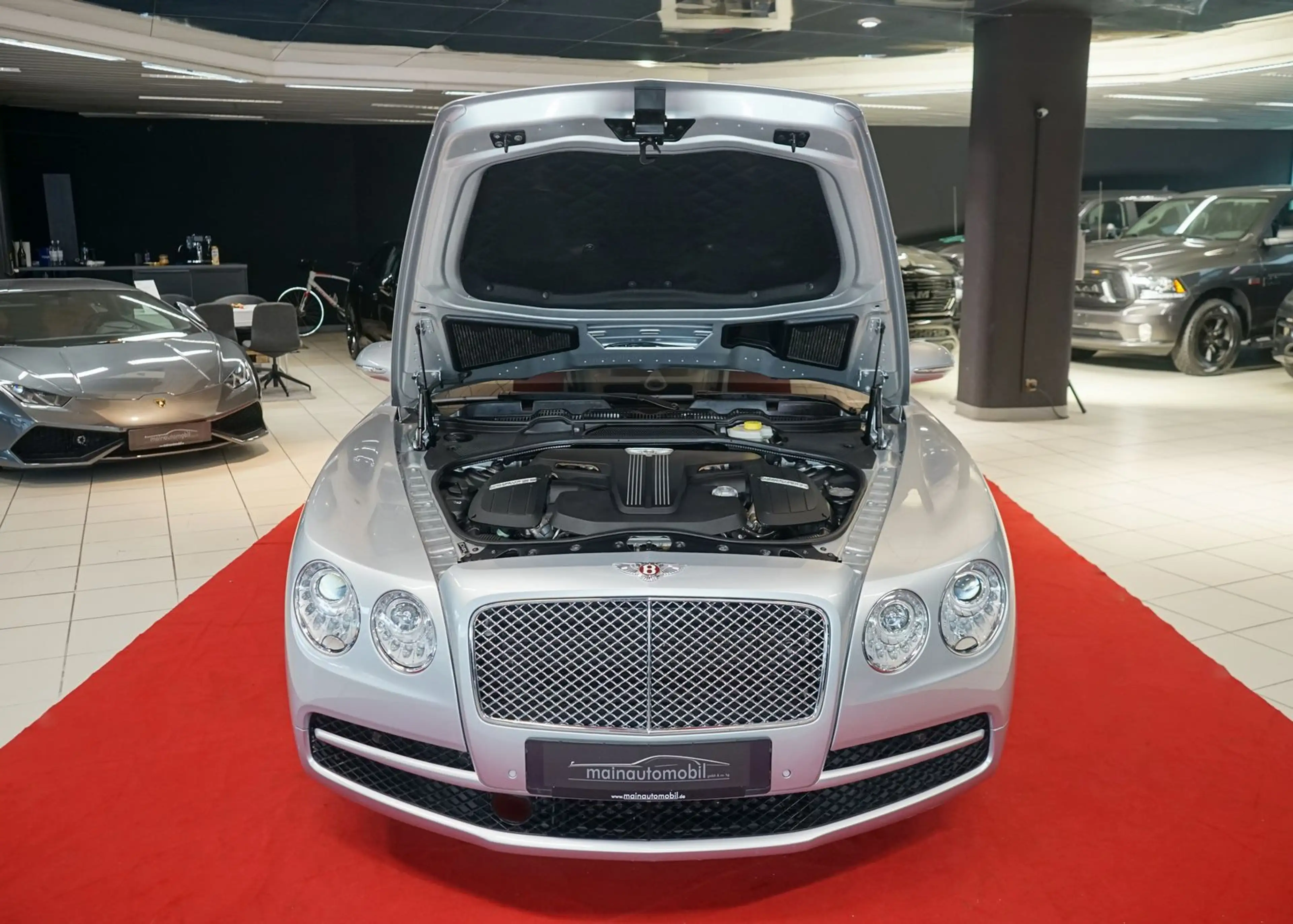 Bentley Flying Spur Mulliner v8 ACC Massage FondEntertai — photo 44