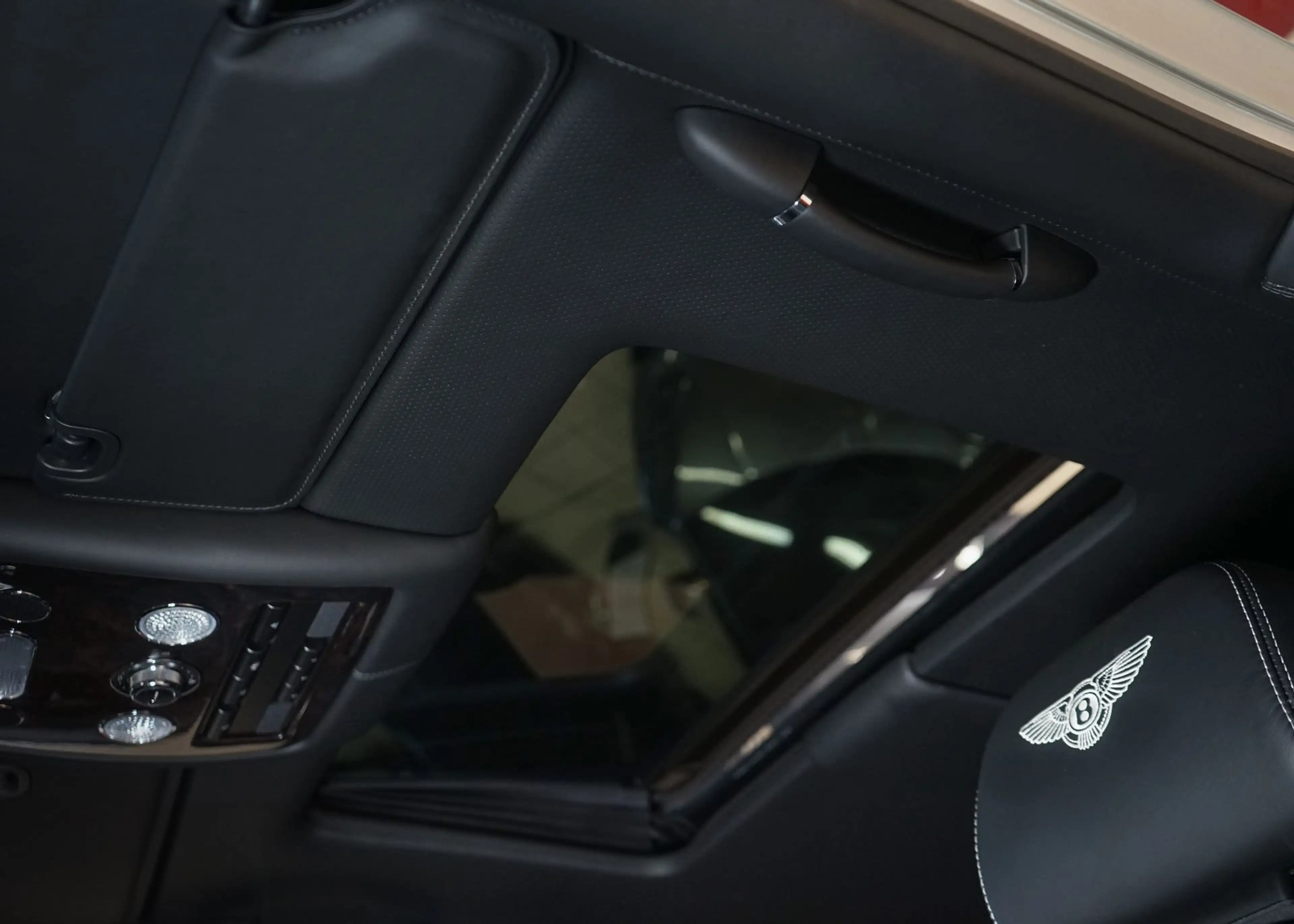 Bentley Flying Spur Mulliner v8 ACC Massage FondEntertai — photo 18