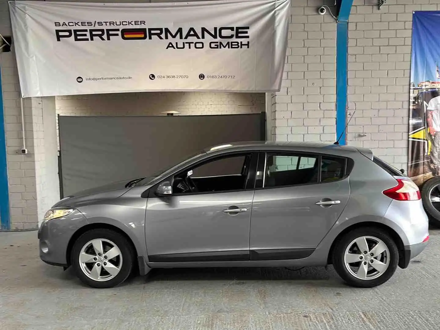 Renault Megane 1.6 16V Dynamique Metallic Blau - 2