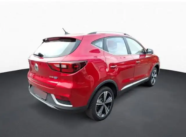 MG ZS view 2