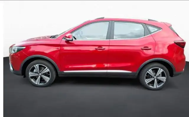MG ZS view 4