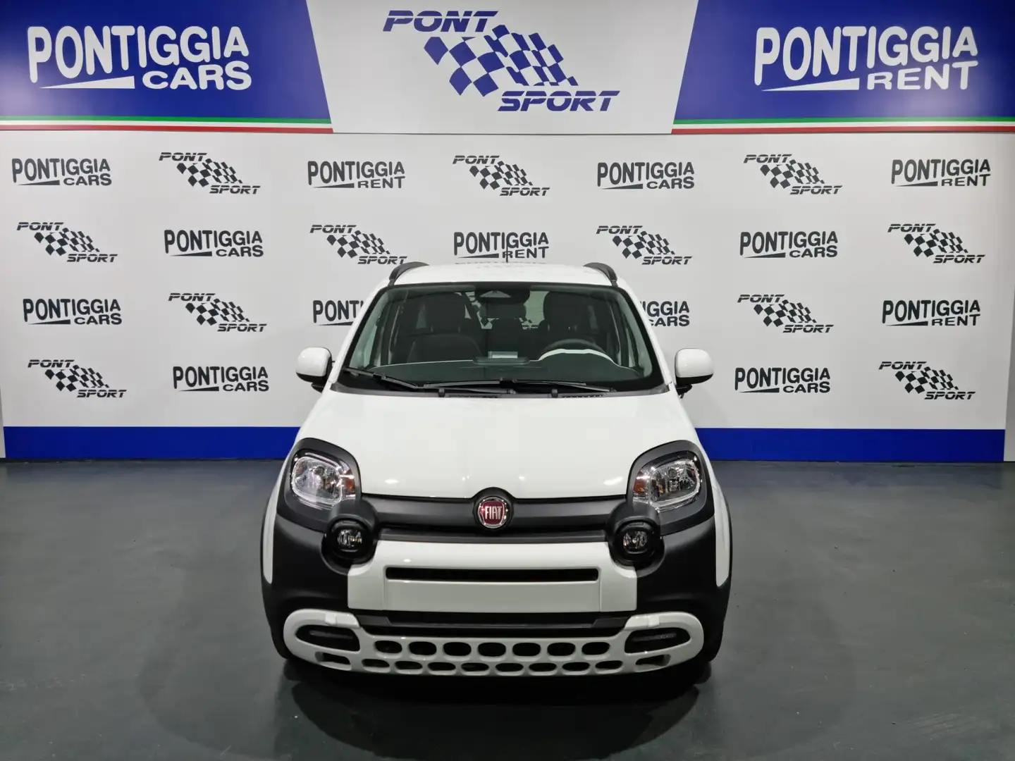 Fiat Panda PANDINA 1.0 70CV MY25 HYBRID KM0 PREZZO REALE! Bianco - 2