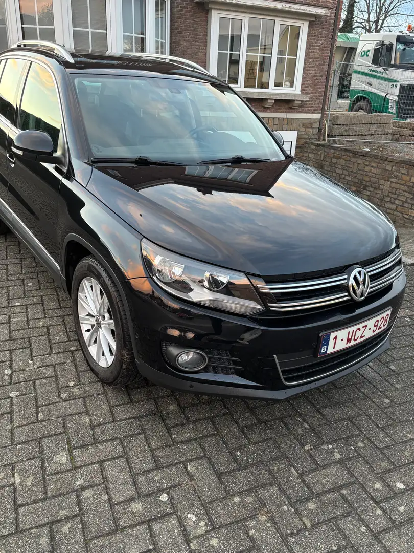 Volkswagen Tiguan volkswagen Tiguan 2.0 TDI 110 pk Zwart - 1