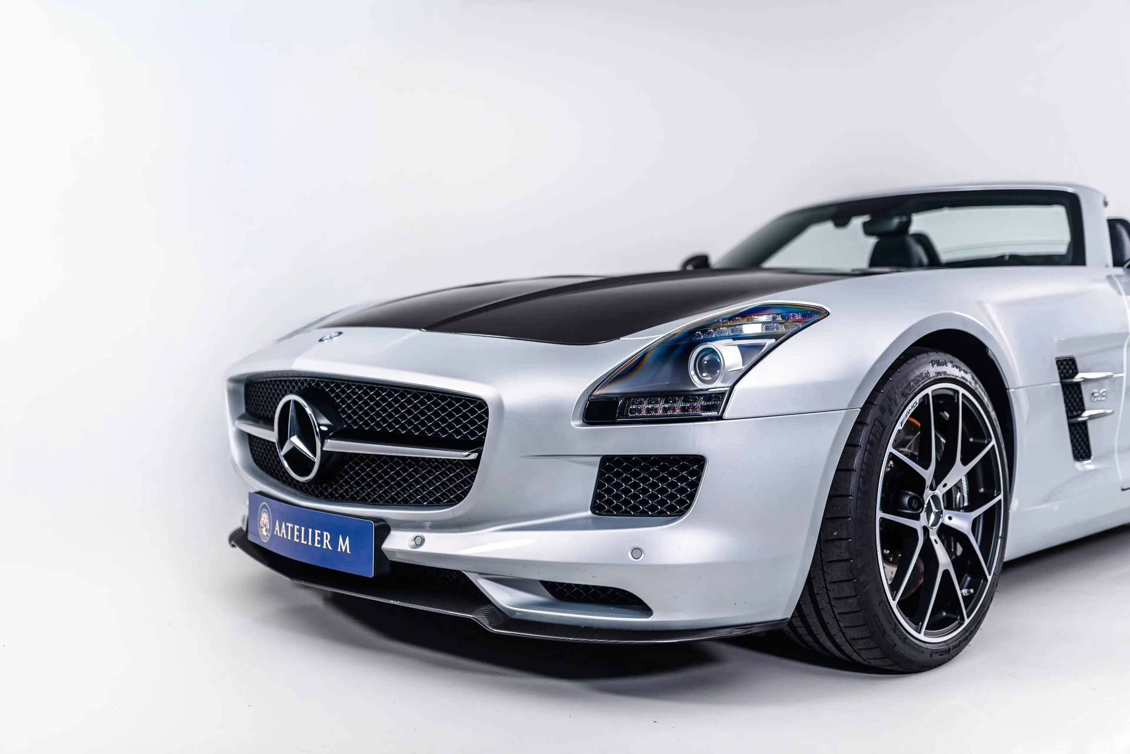 Mercedes-Benz SLS SLS AMG Roadster GT AMG SPEEDSHIFT DCT Final Edition — photo 10