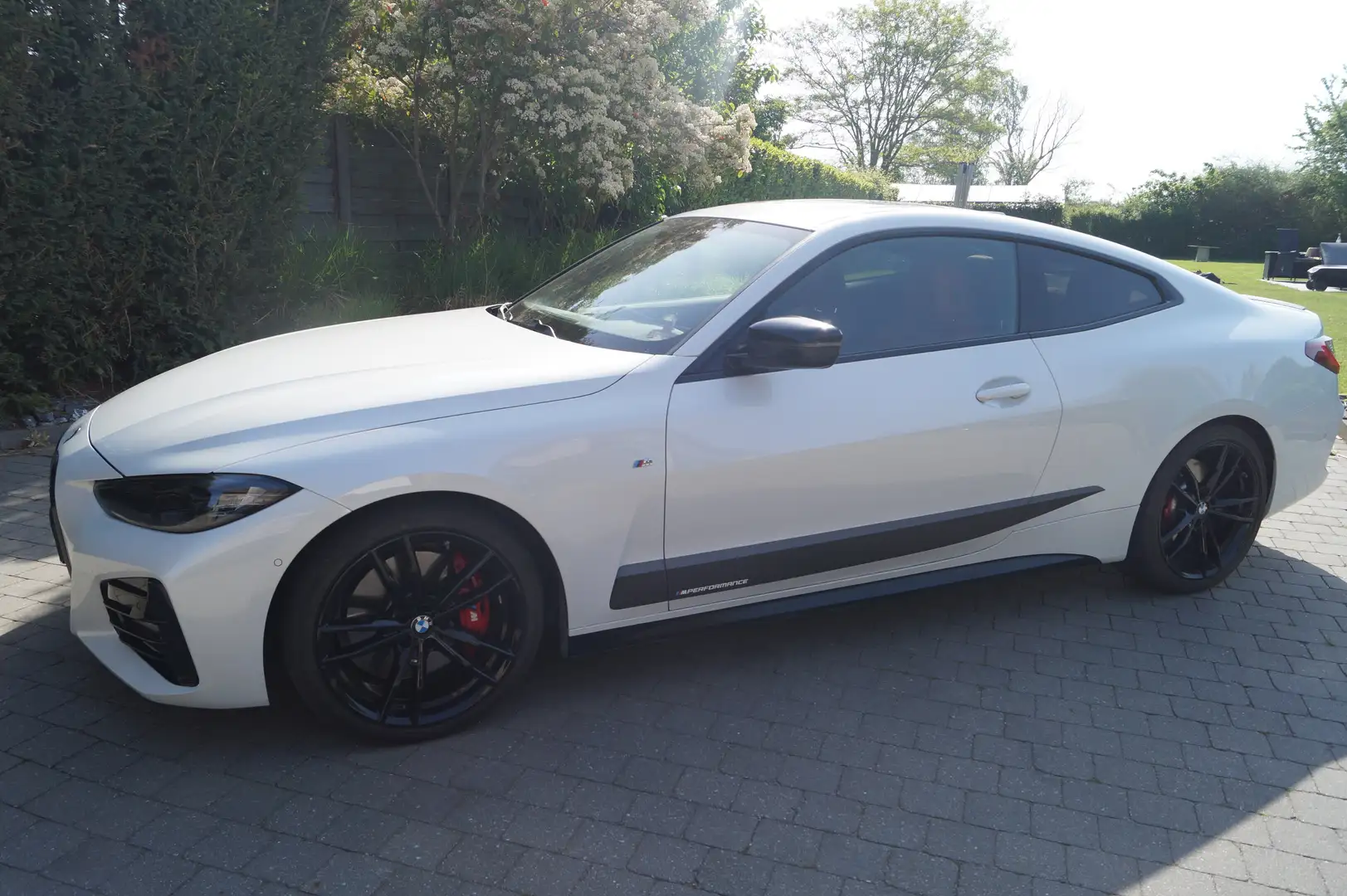 BMW 420 Coupé 420 dAS MHEV Wit - 1