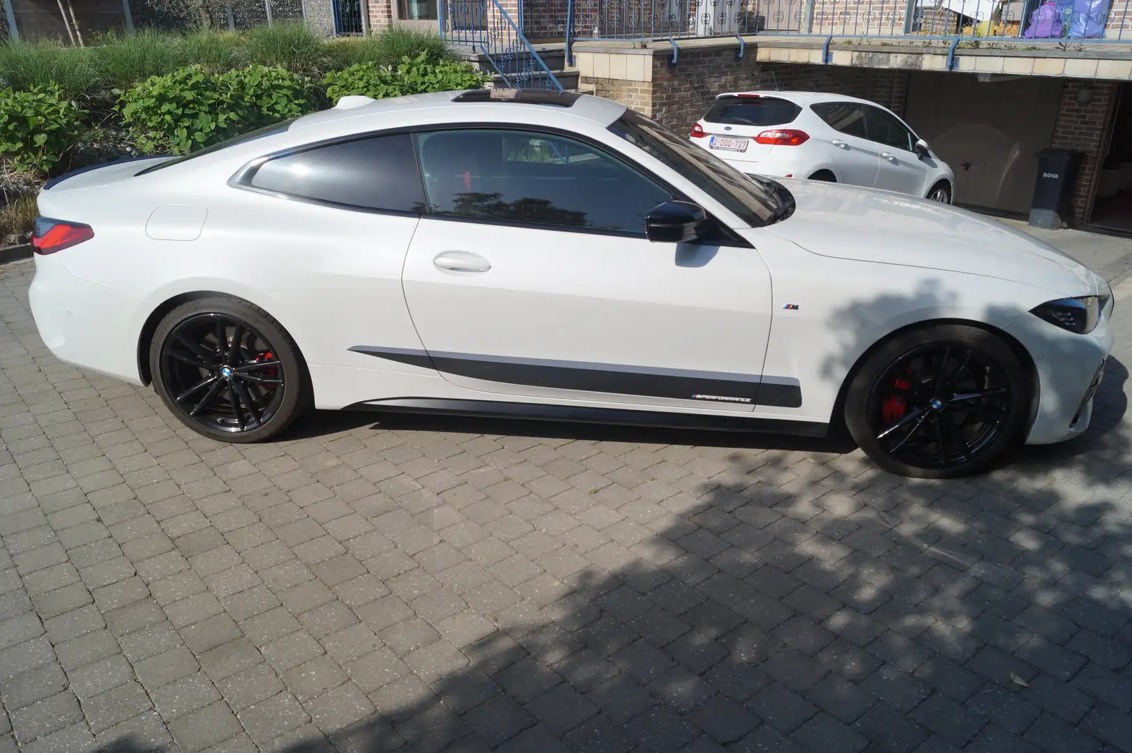 BMW 420 Coupé 420 dAS MHEV Wit - 2