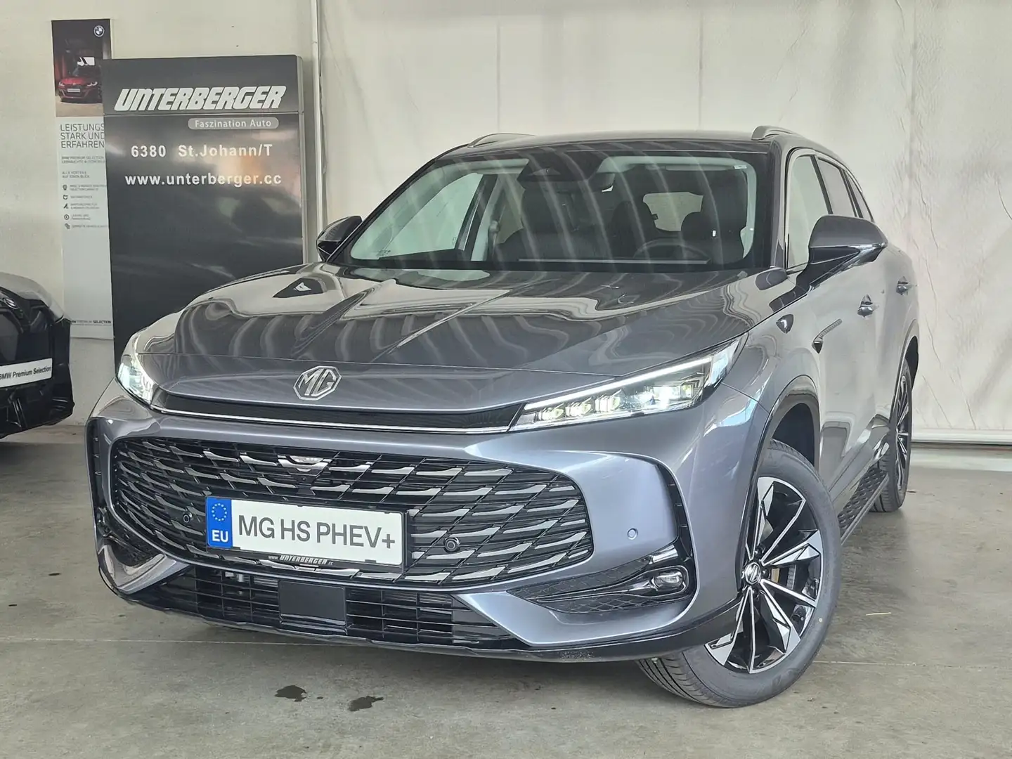MG HS Hybrid+ Luxury Grau - 1
