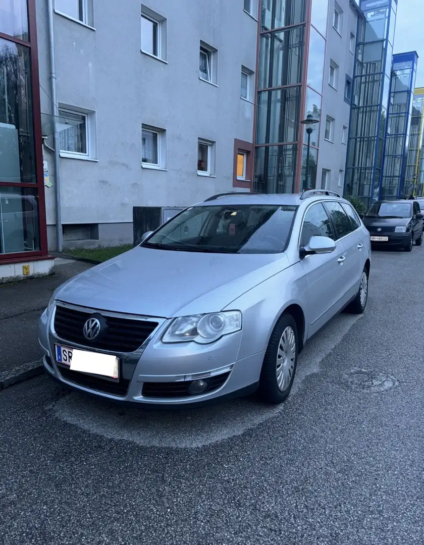 Volkswagen Passat Variant Blue Motion 1,9 TDI DPF - 1