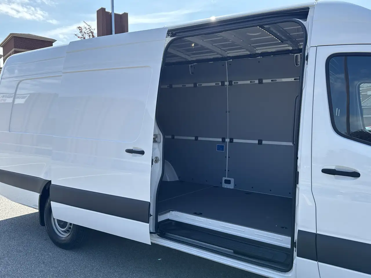 Mercedes-Benz Sprinter снимка Mercedes-Benz Sprinter