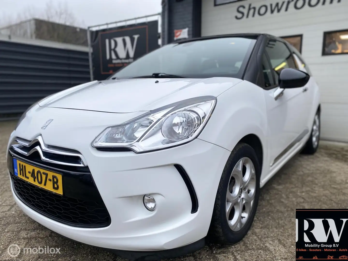 Citroen DS3 1.2 VTi So Chic *AIRCO*LM VELGEN*NIEUWE APK* Weiß - 1