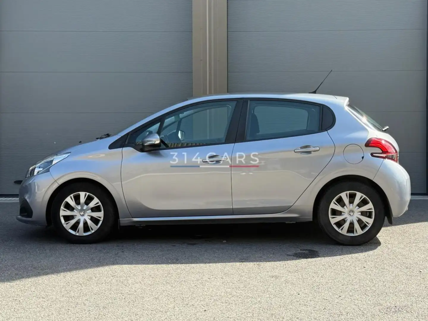 Peugeot 208 1.5 BlueHDi S&S 100 Active Gris - 2