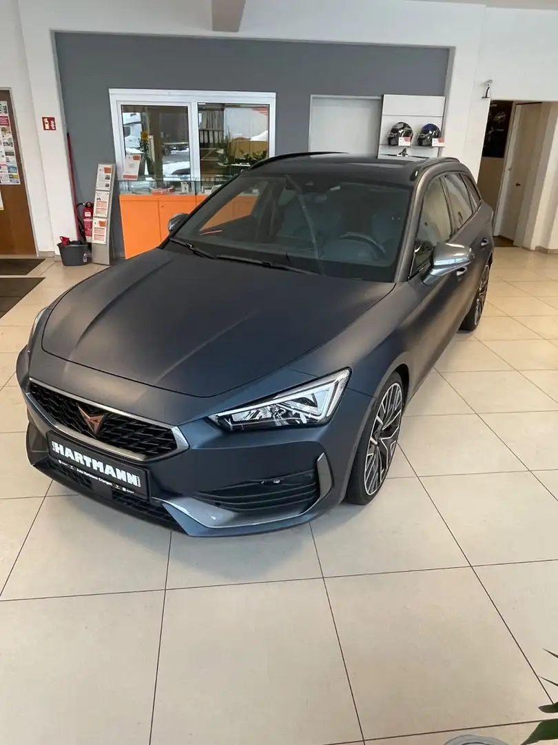 CUPRA Leon Sportstourer VZ 4Drive Navi, Pano Blau - 1