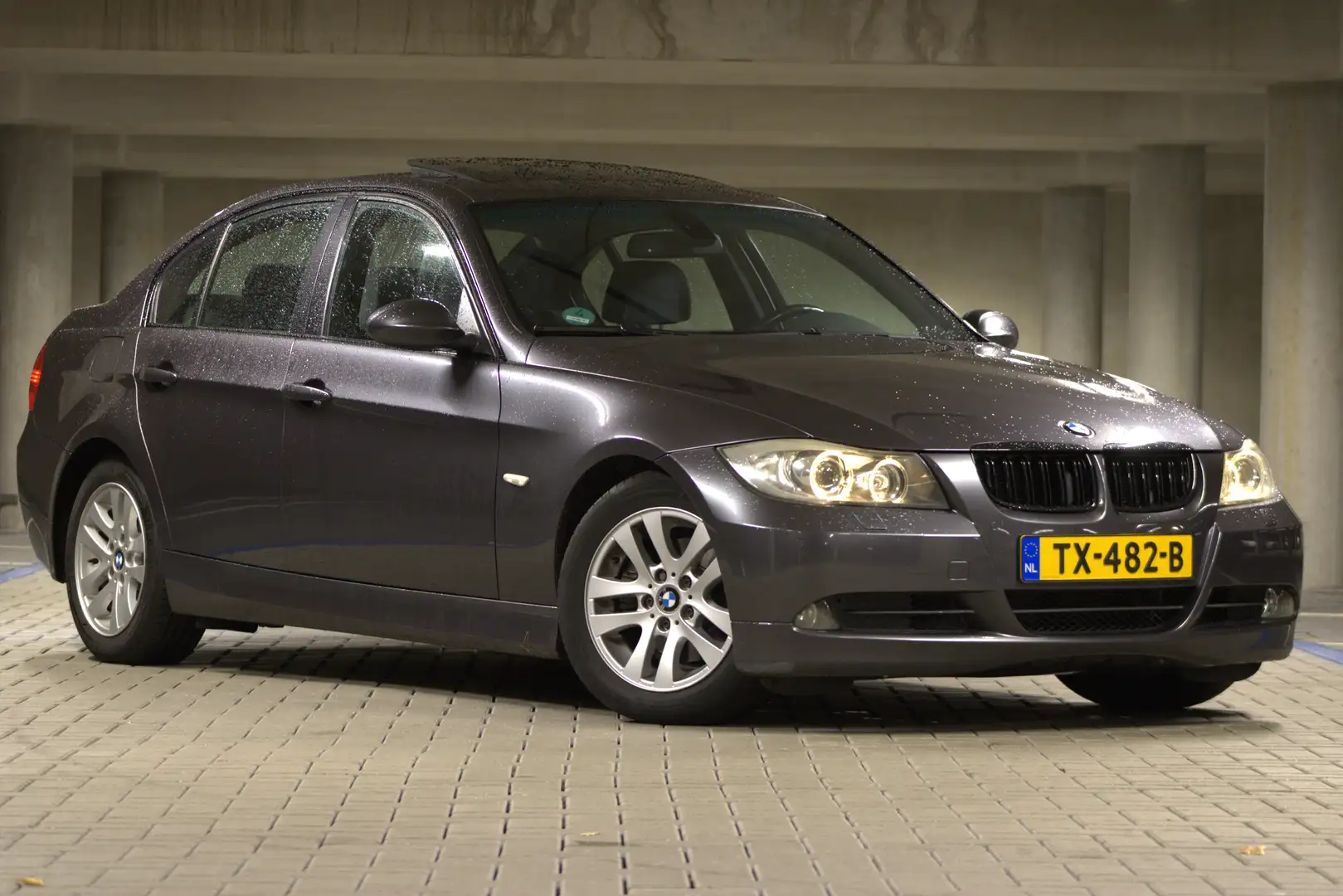 BMW 325 325i Automaat Серый - 1