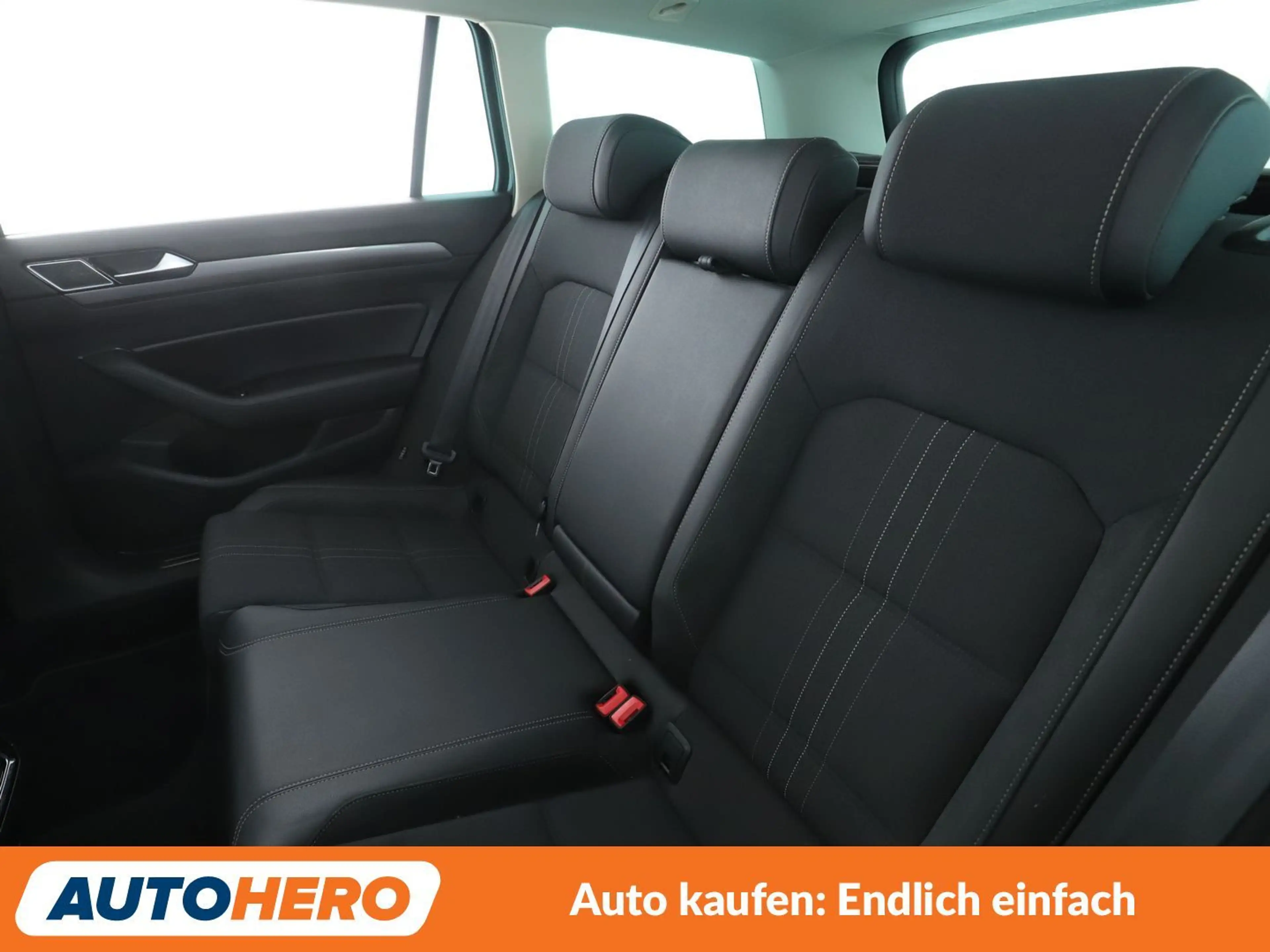 Volkswagen Passat Alltrack 2.0 TSI 4Motion BMT Aut.*NAV*LED*ACC*PDC*SHZ*PANO* — photo 14