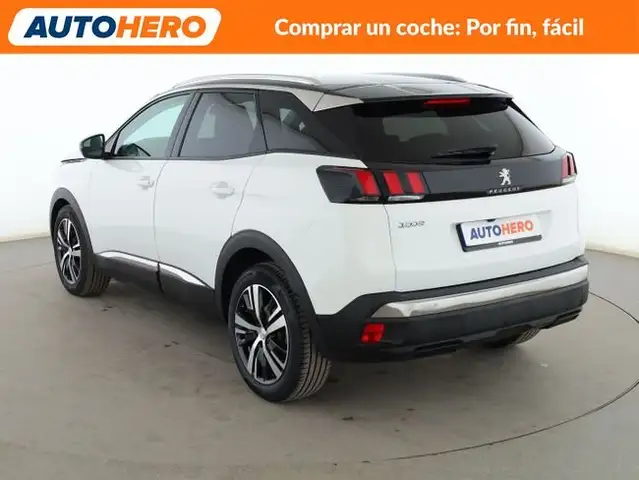 Peugeot 3008 view 4