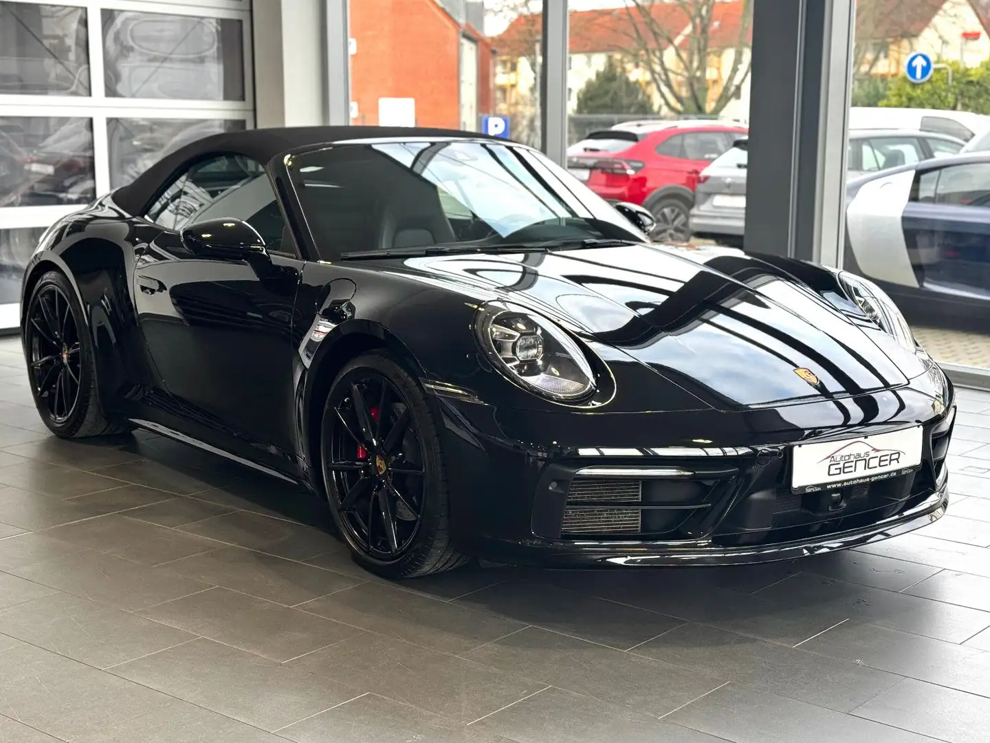Porsche 911 Carrera S Cabriolet"Matrix LED/Approved 2026 Schwarz - 2