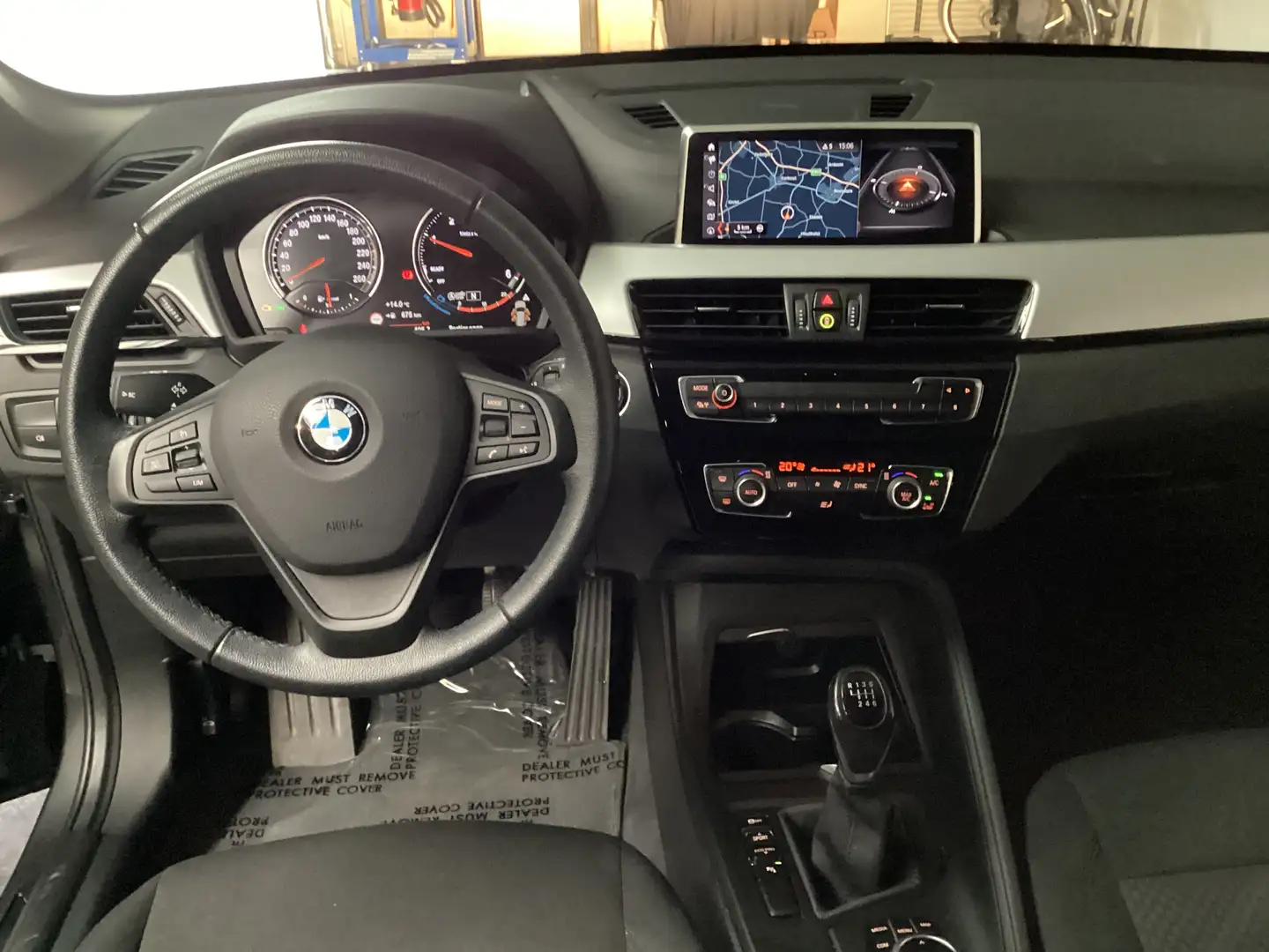 BMW X1 1.5d/1steEig/102000km/Navigatie/Alu/Cruise/Pdc Gris - 2