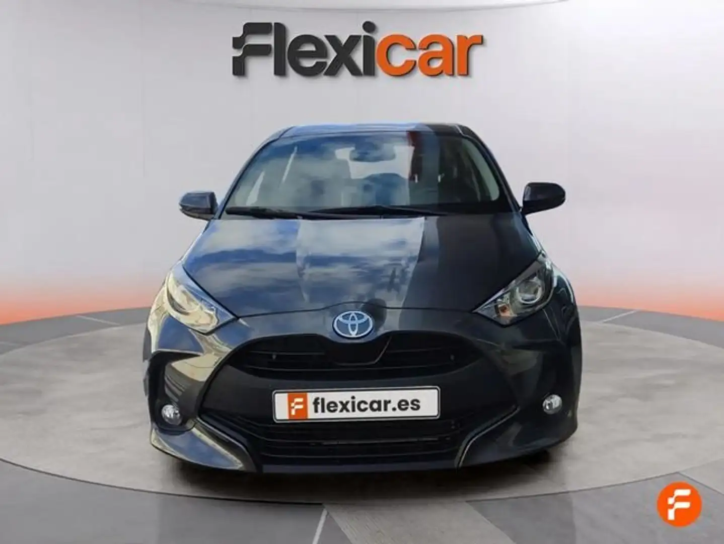 Toyota Yaris 125 S-Edition Gris - 2