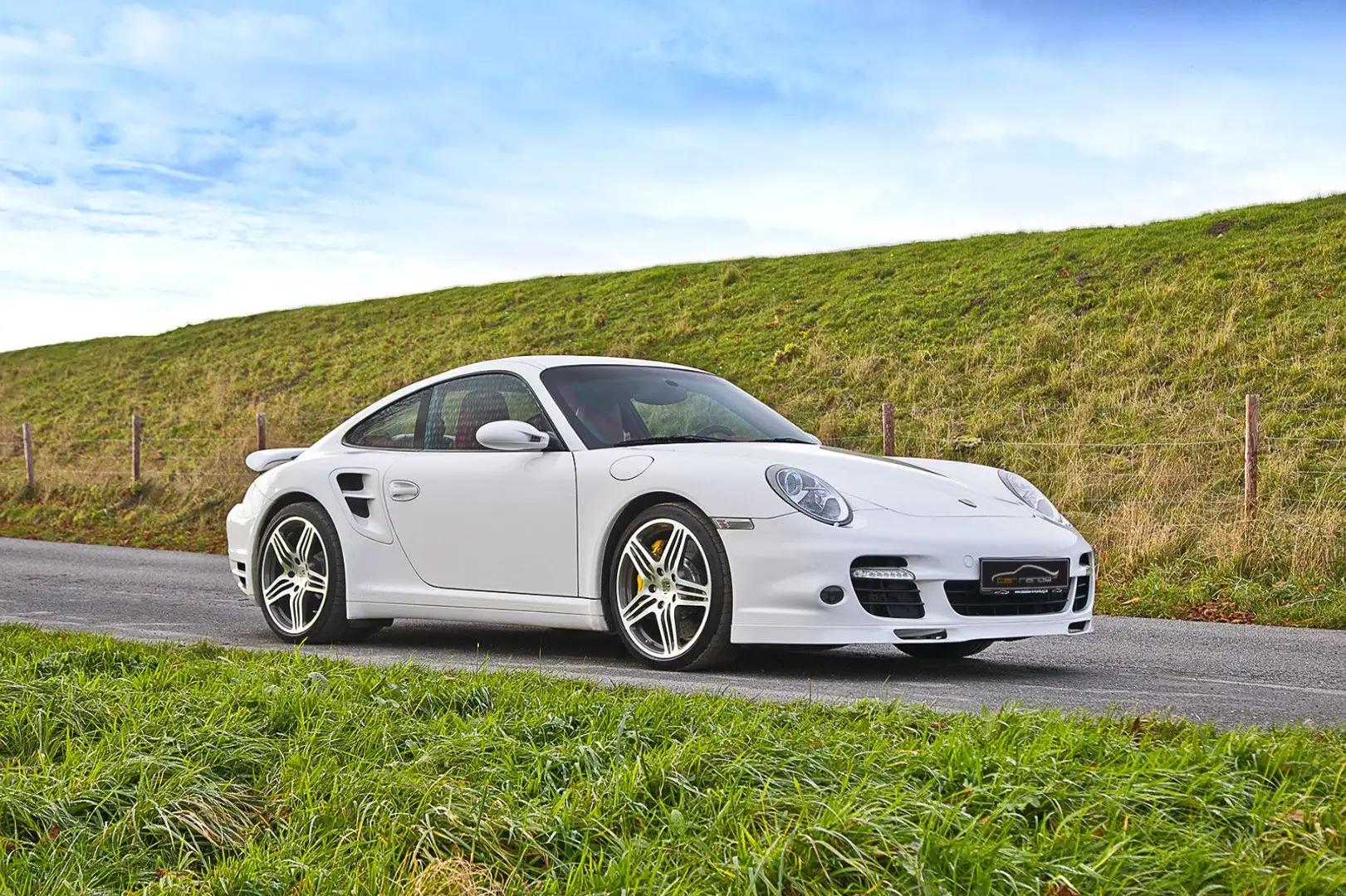 Porsche 997 Turbo Coupé Blanc - 1