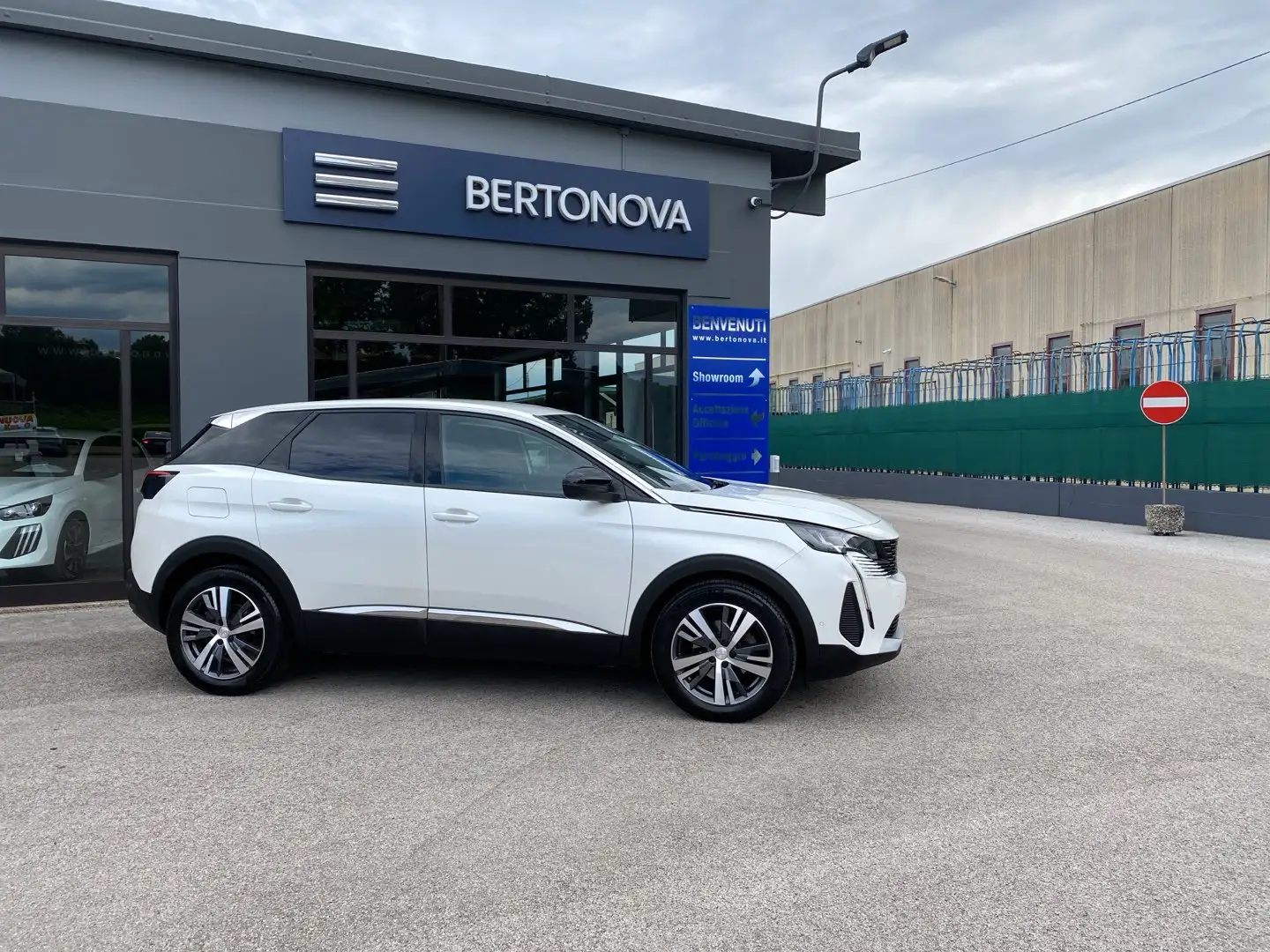 Peugeot 3008 BlueHDi 130 S&S EAT8 Allure Pack Blanco - 1