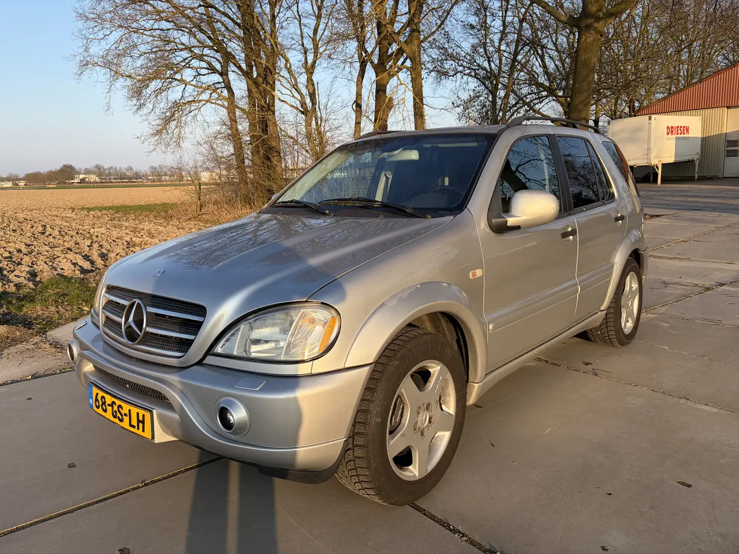 Mercedes-Benz ML 55 AMG LPG G3 Youngtimer V8 347PK 4x4 Bose Grau - 2