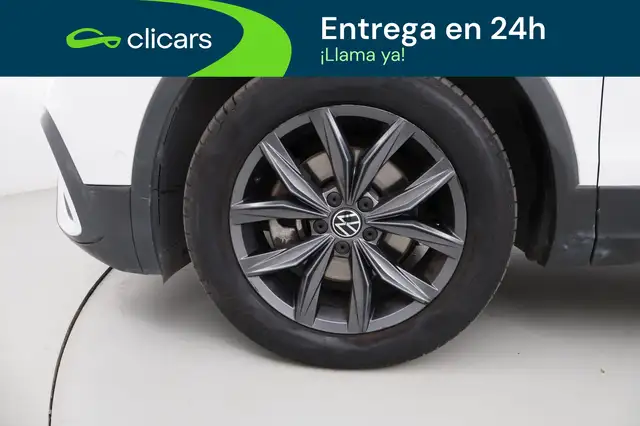 Volkswagen Tiguan Allspace view 11