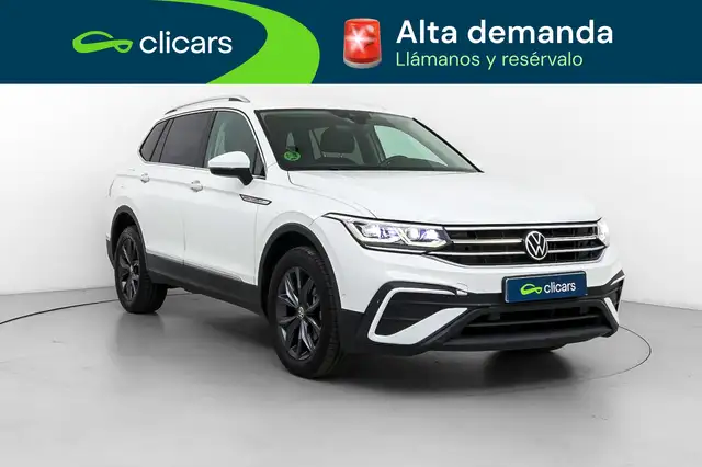 Volkswagen Tiguan Allspace view 3