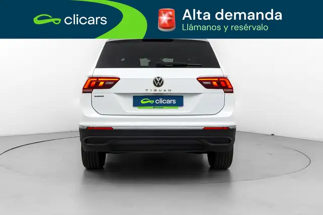 Volkswagen Tiguan Allspace view 4