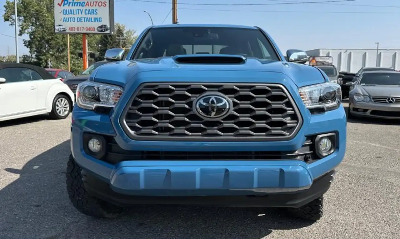 Toyota Tacoma снимка Toyota Tacoma