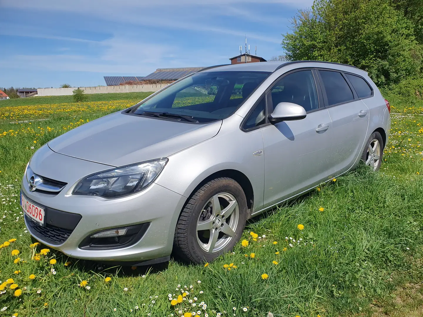 Opel Astra 1.4 Turbo Sports Tourer Edition Silber - 2