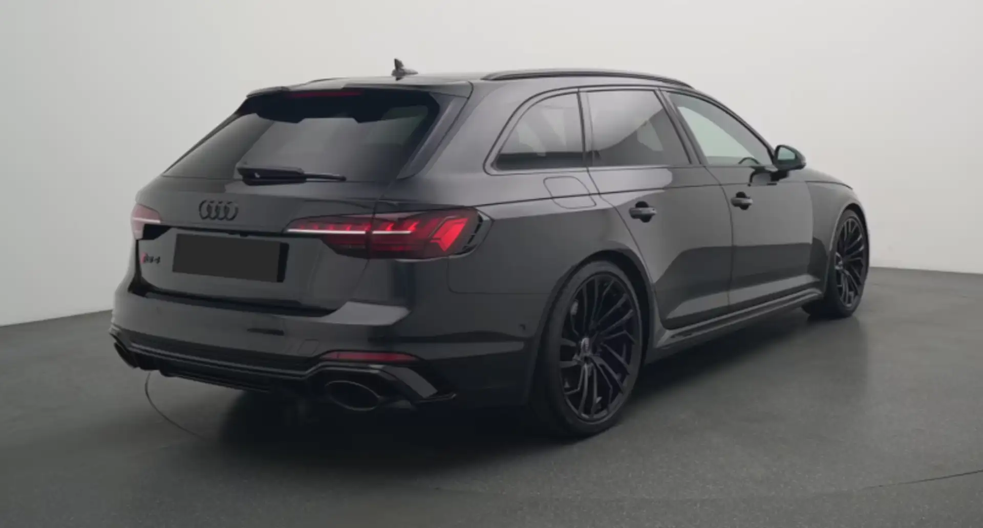 Audi RS4 Avant Nero - 2
