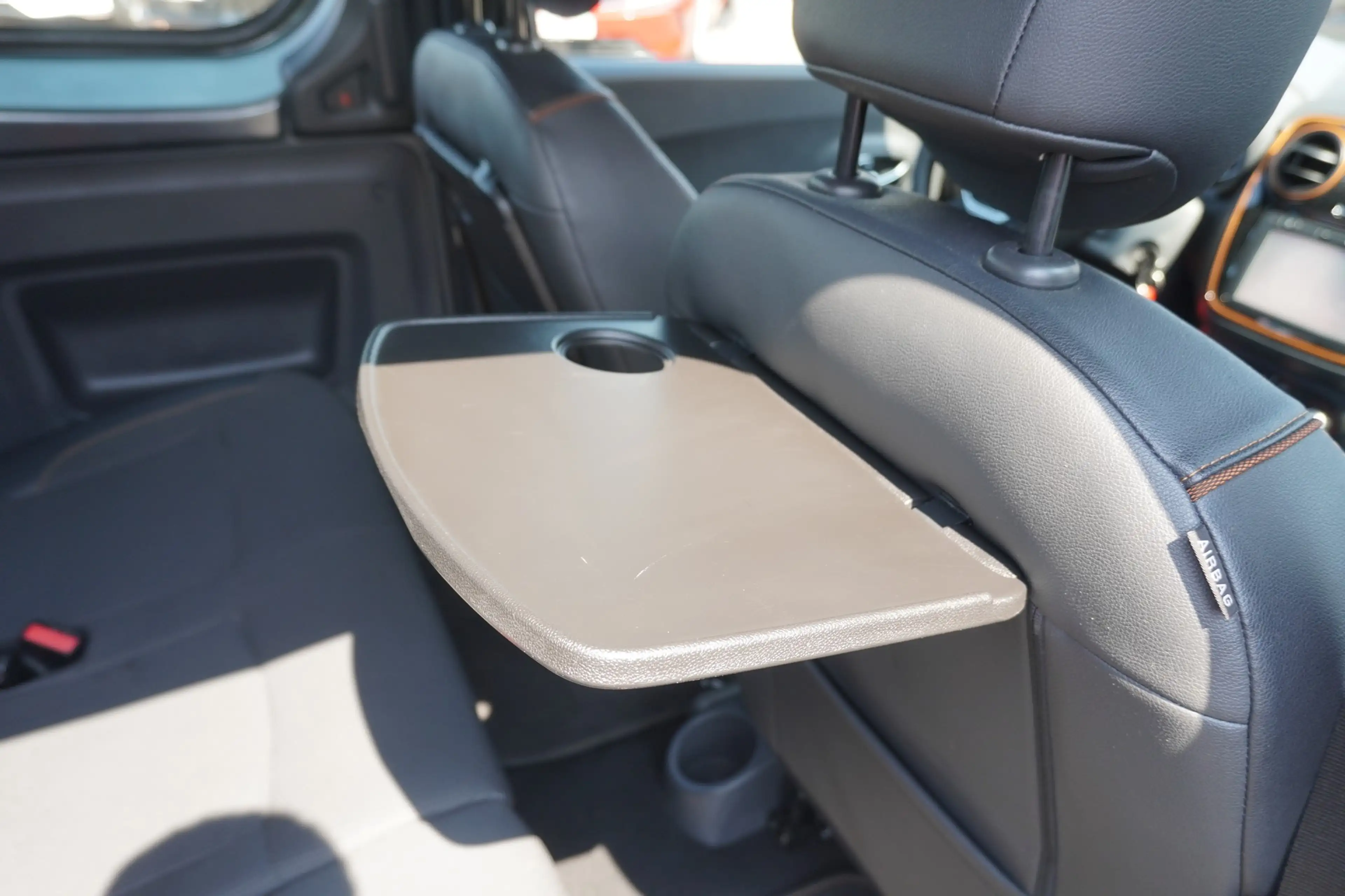 Dacia Dokker 1.6 SCe Klima Navi PDC Tempomat — photo 13
