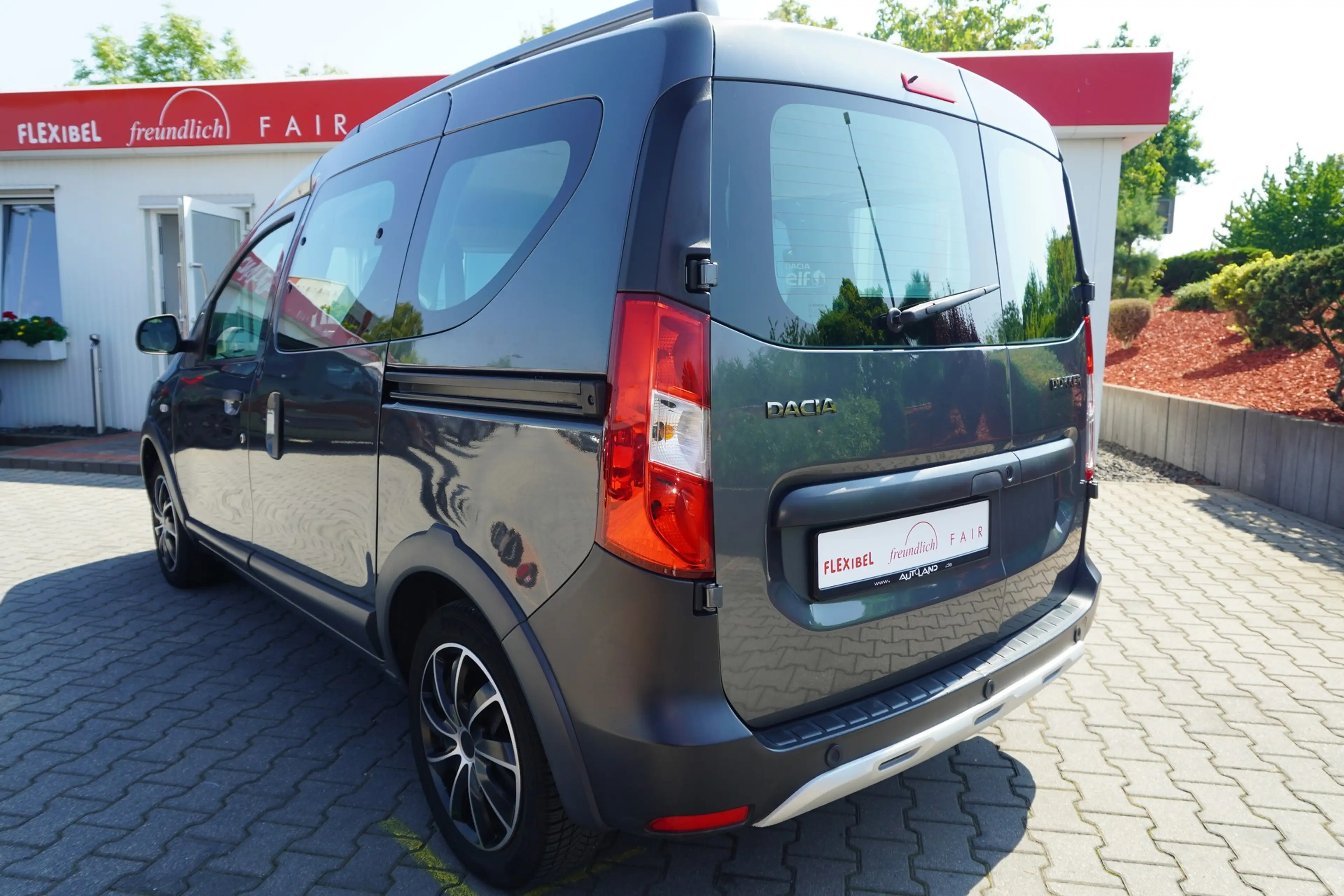 Dacia Dokker 1.6 SCe Klima Navi PDC Tempomat — photo 4