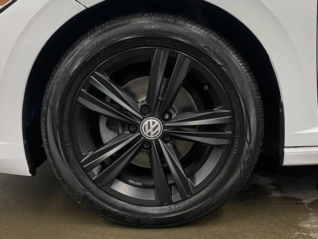 2021 Volkswagen Jetta Highline R-LINE, photo 7