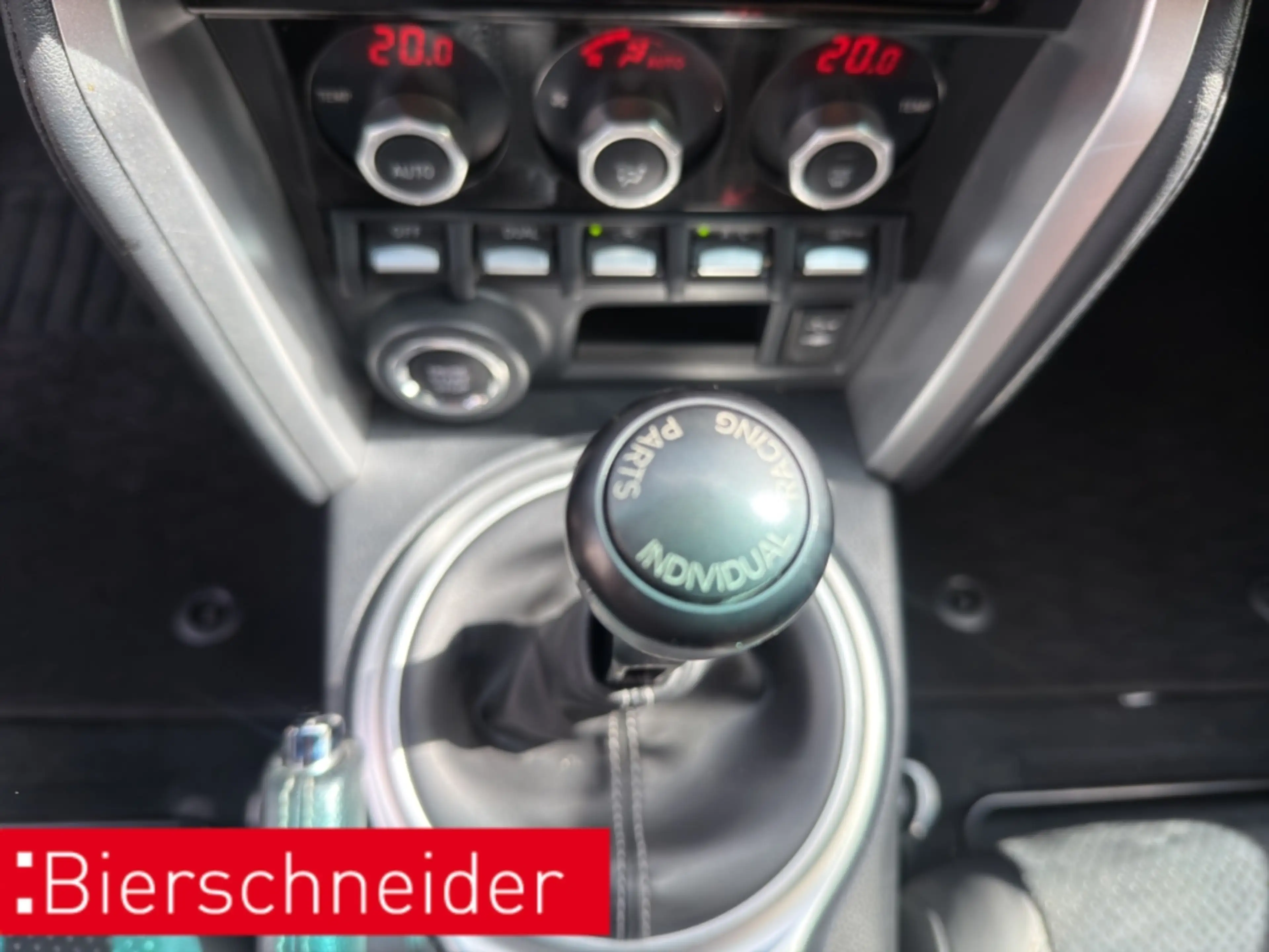 Toyota GT86 BREMBO XENON ALCANTARA — photo 9