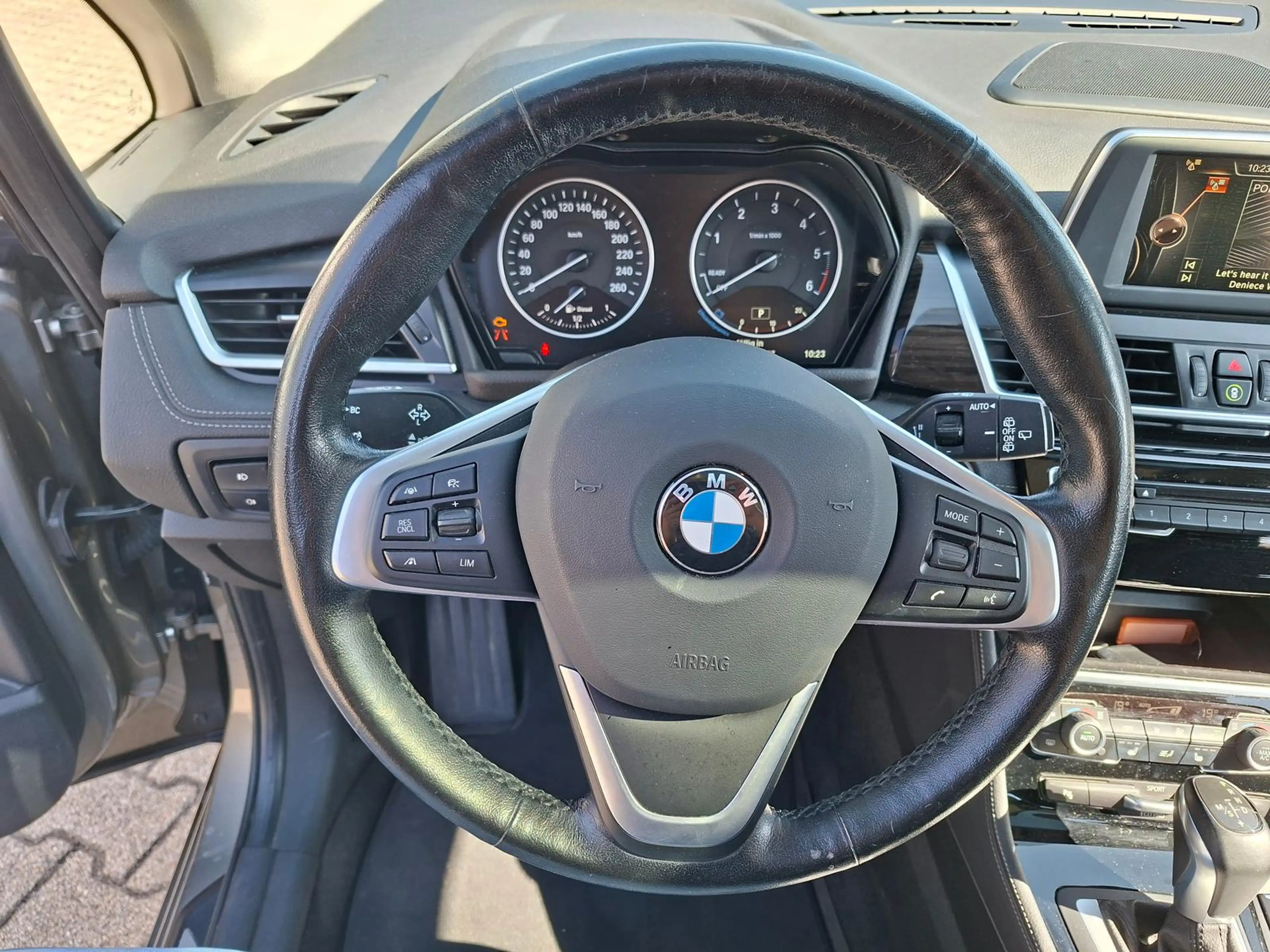 BMW 220 d xDrive Luxury Line *Navi*AHK*Pano*LED*PDC* — photo 13