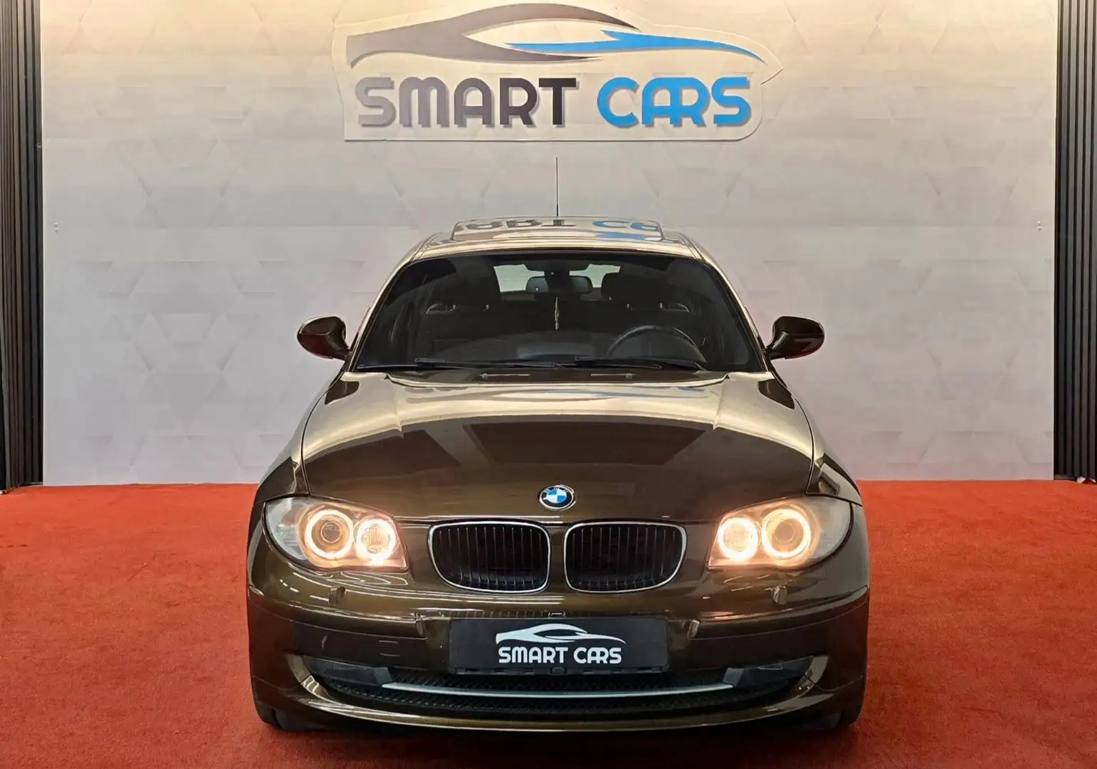 BMW 118 Baureihe 1 Lim. 118i Brun - 2