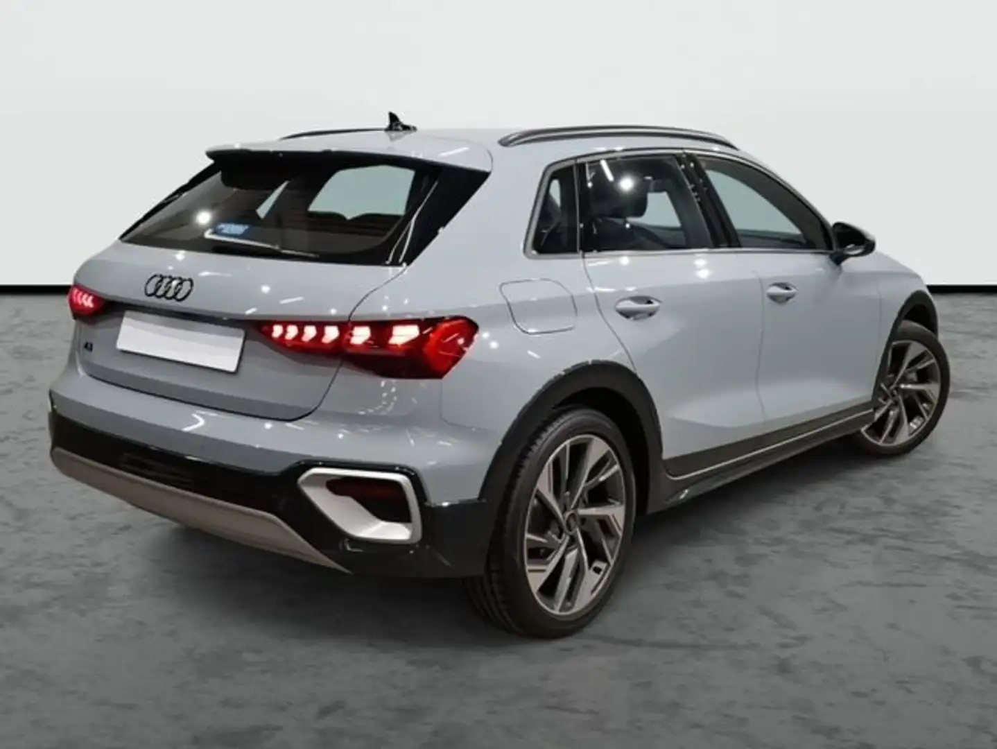 Audi A3 allstreet e-hybrid 150 kW (204 CV) S tronic Gris - 2
