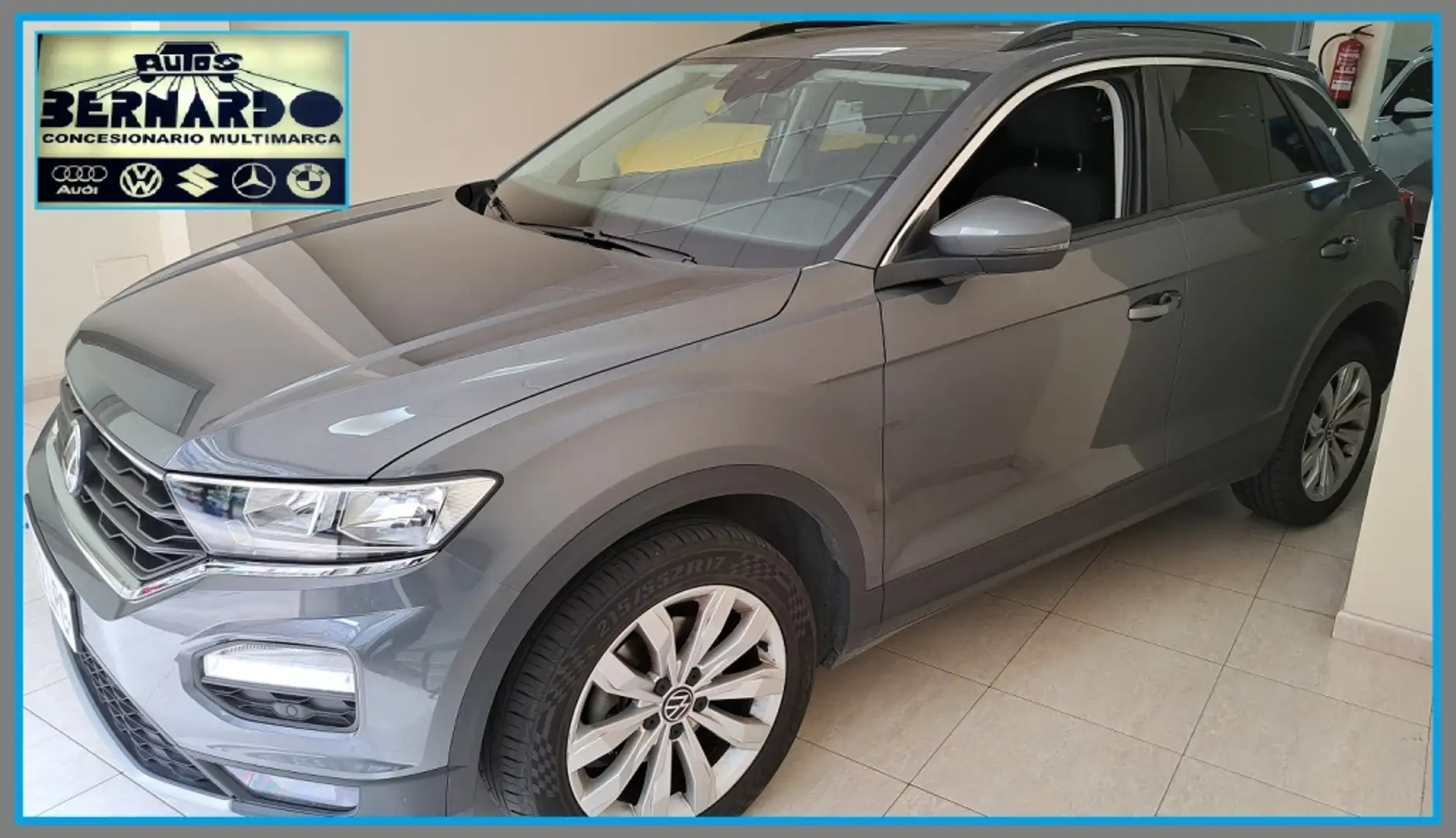 Volkswagen T-Roc 2.0TDI Advance 85kW Gris - 2