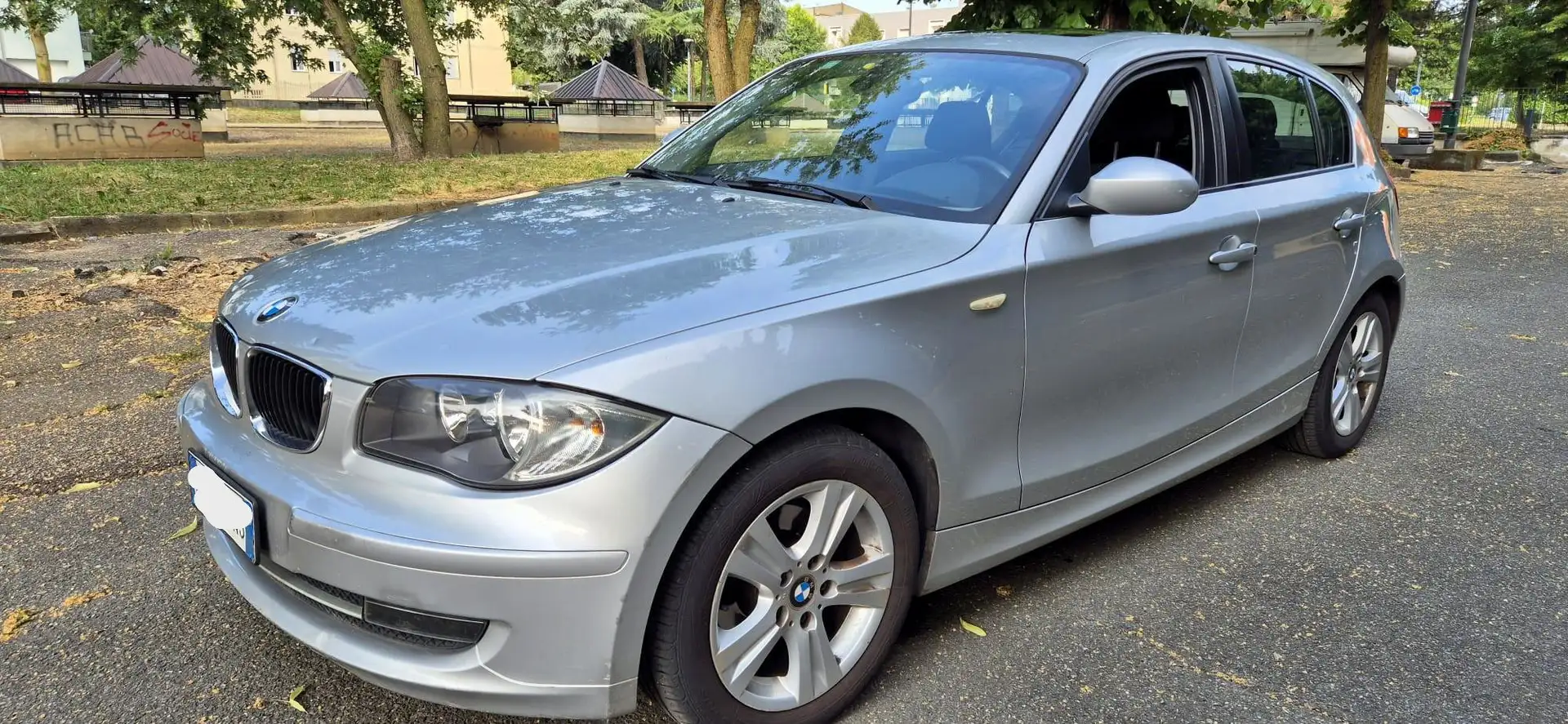 BMW 116 Serie 1 E/81-87 116i 5p Futura 122cv Argento - 2
